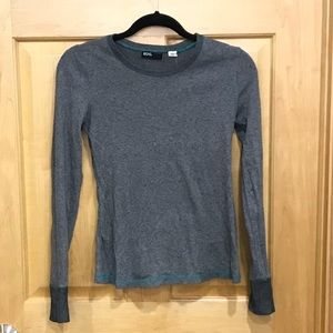 BDG gray crew neck long sleeve top urban outfitter